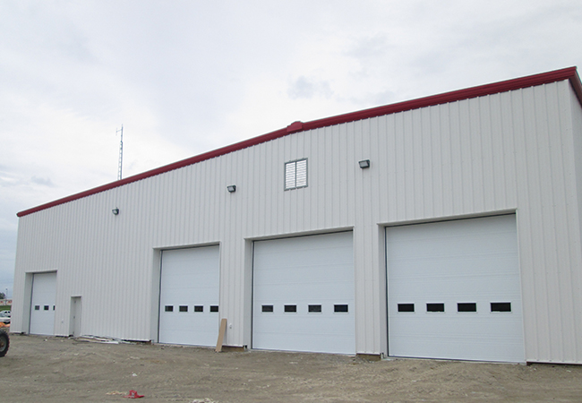 Garage doors and openers in Temiskaming Shores